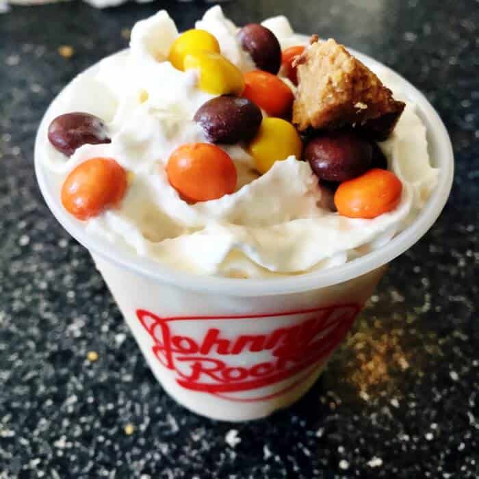 Reese's Peanut Butter Cup Shake - Johnny Rockets - National #ShakeMonth