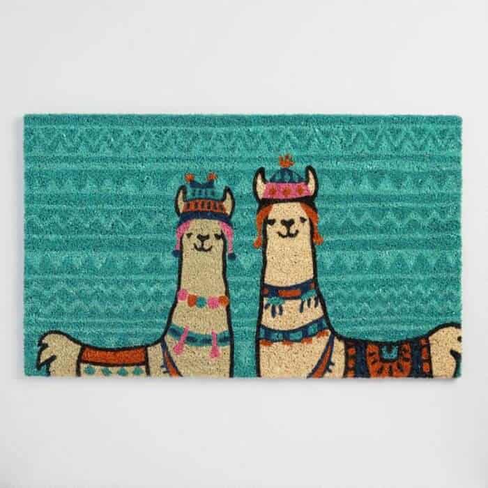 7 fun ways to decorate with llamas