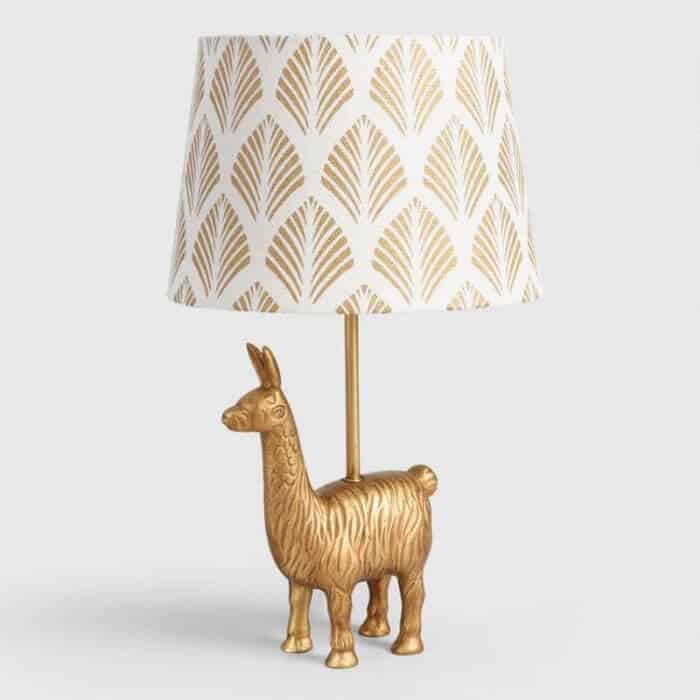7 fun ways to decorate with llamas