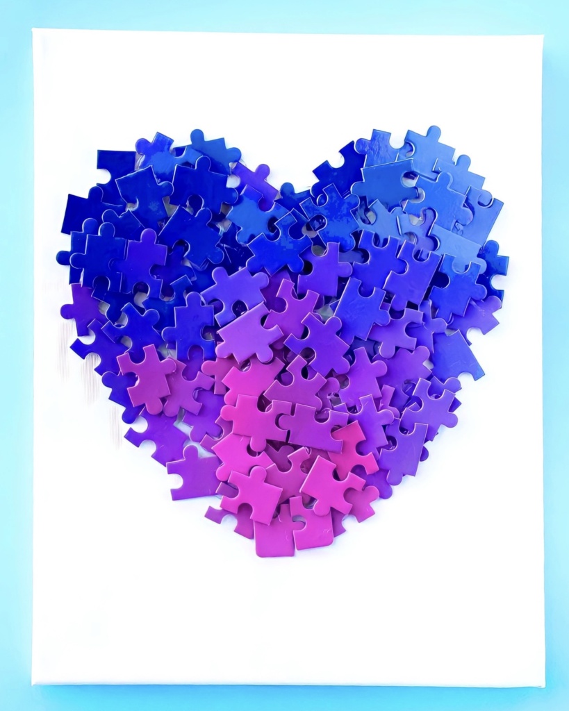 puzzle heart canvas DIY