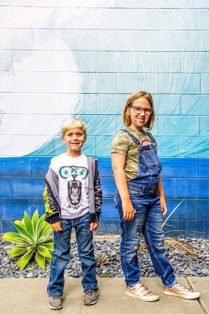 Looking for affordable and trendy back to school fashion, then look no further. We're sharing our HAPPY new favorite back to school fashion brand Abercrombie Kids. Back to school clothes for kids.