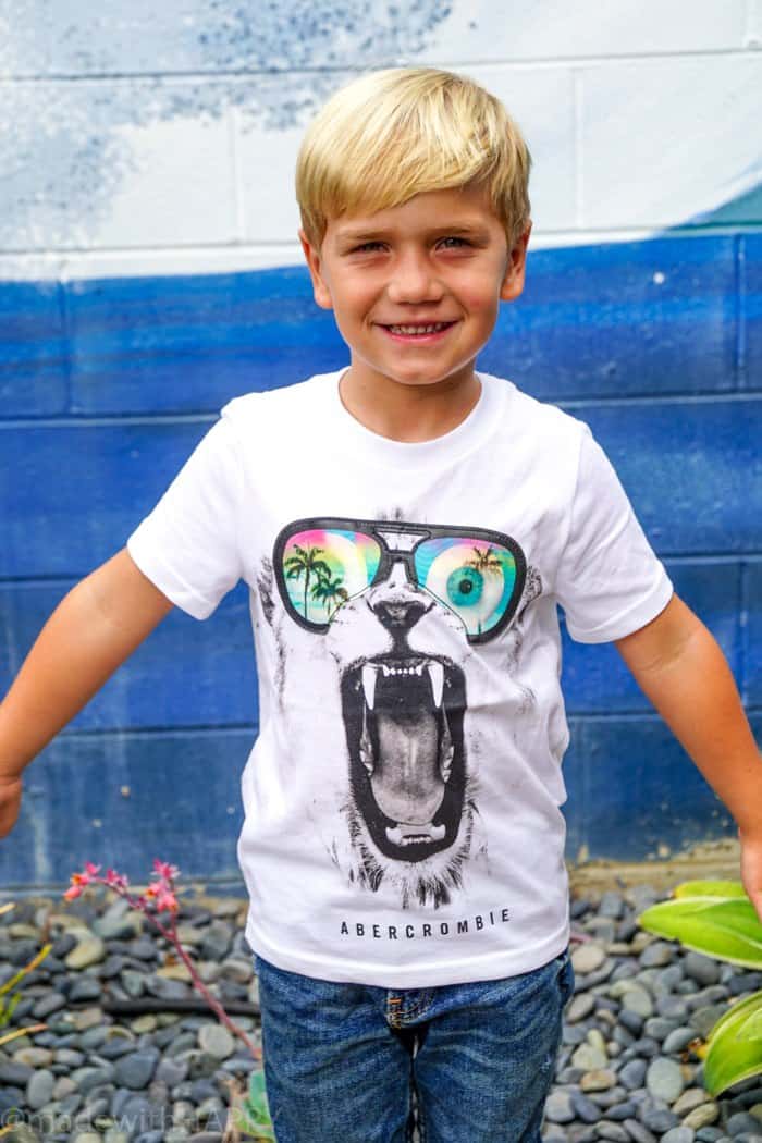Kids clothes that are high quality and affordable pricing. Looking for affordable and trendy back to school fashion, then look no further. We're sharing our HAPPY new favorite back to school fashion brand Abercrombie Kids. Back to school clothes for kids.