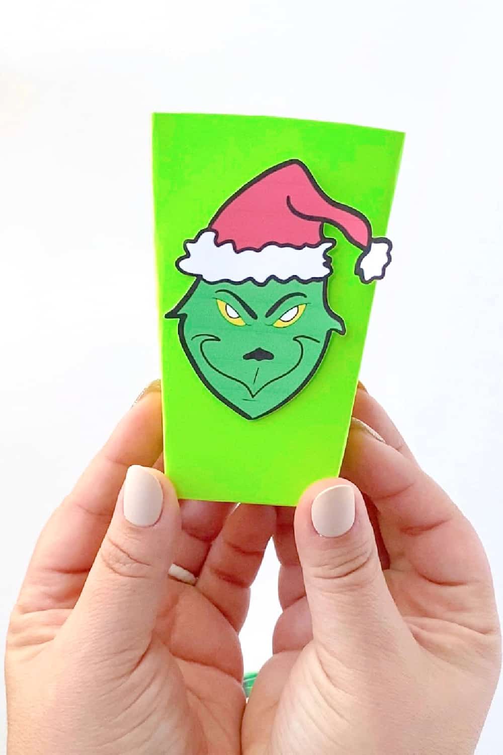 Add Grinch Face To Front of Treat Box
