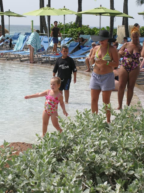 people having fun in Atlantis Bahamas