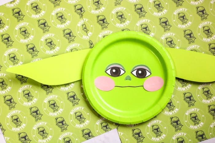 Baby Yoda Paper Plate Craft