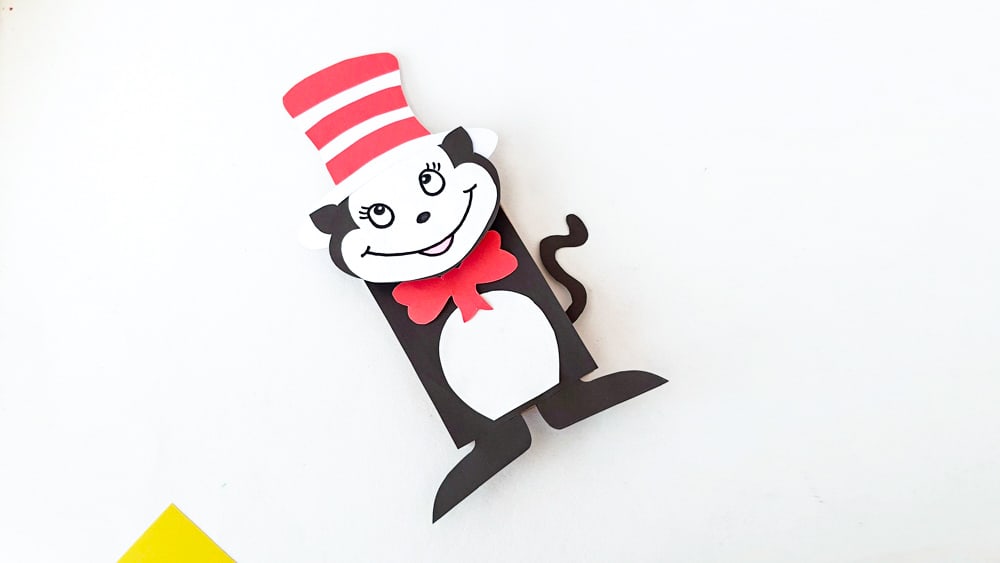 cat in the hat paper bag puppet