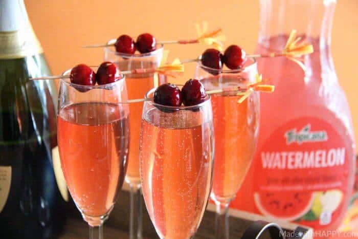Cranberry Watermelon Champagne Cocktail | Holiday Cocktails | Cranberry Cocktails | Champagne Cocktails | www.madewithhappy.com