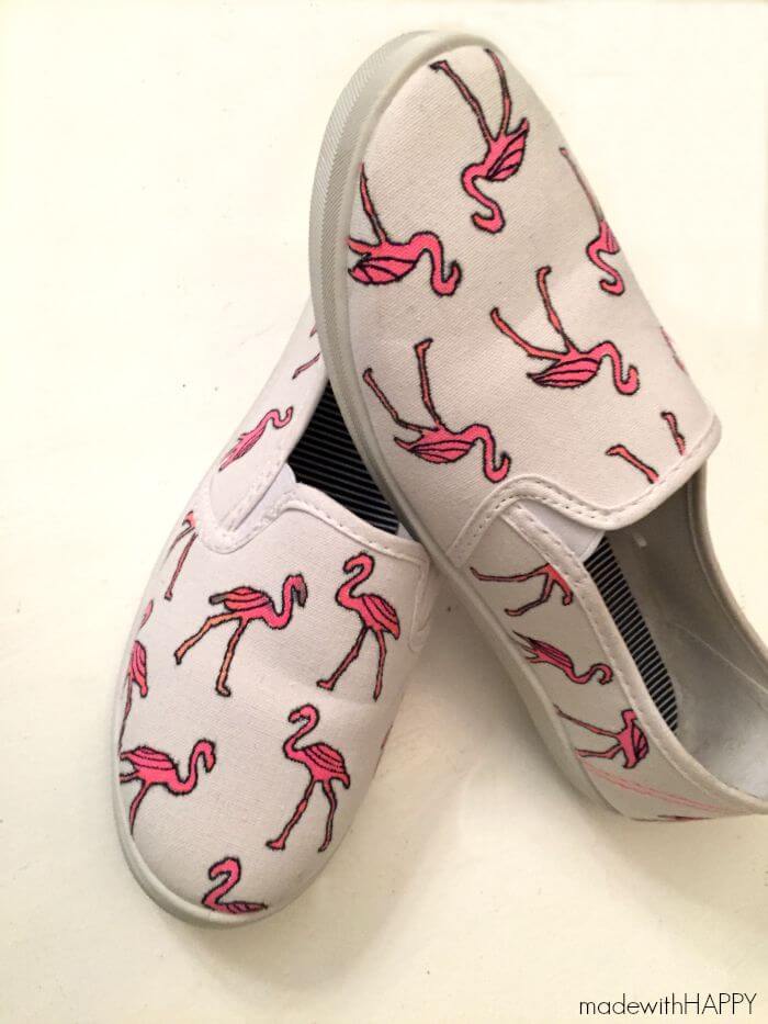 DIY Flamingo Shoes Tutorial | Decorate your own shoes crafts | Fun for a party or wearable art | www.madewithHAPPY.com