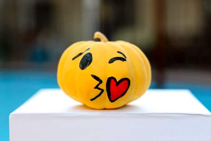 These sweet emoji pumpkins are great way to add LOL to Halloween without having to carve a single pumpkin.