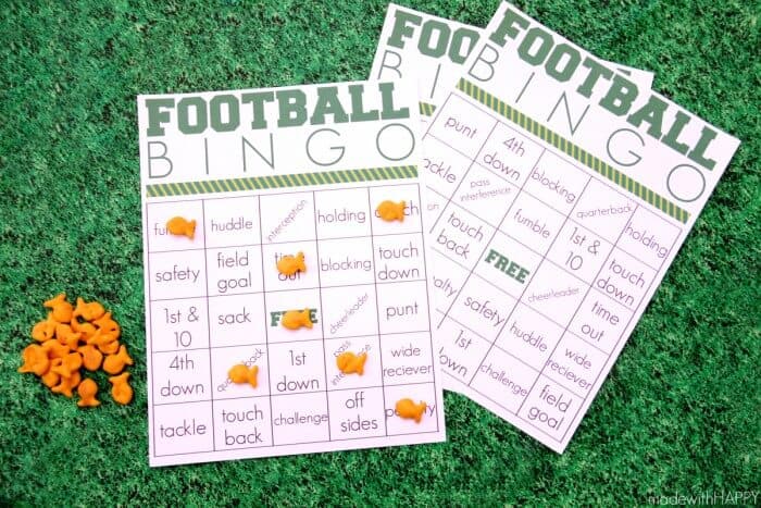 Football Fun with Kids | Football Bingo Printables | Football TIC-TAC-TOE | How to make a paper football | www.madewithHAPPY.com