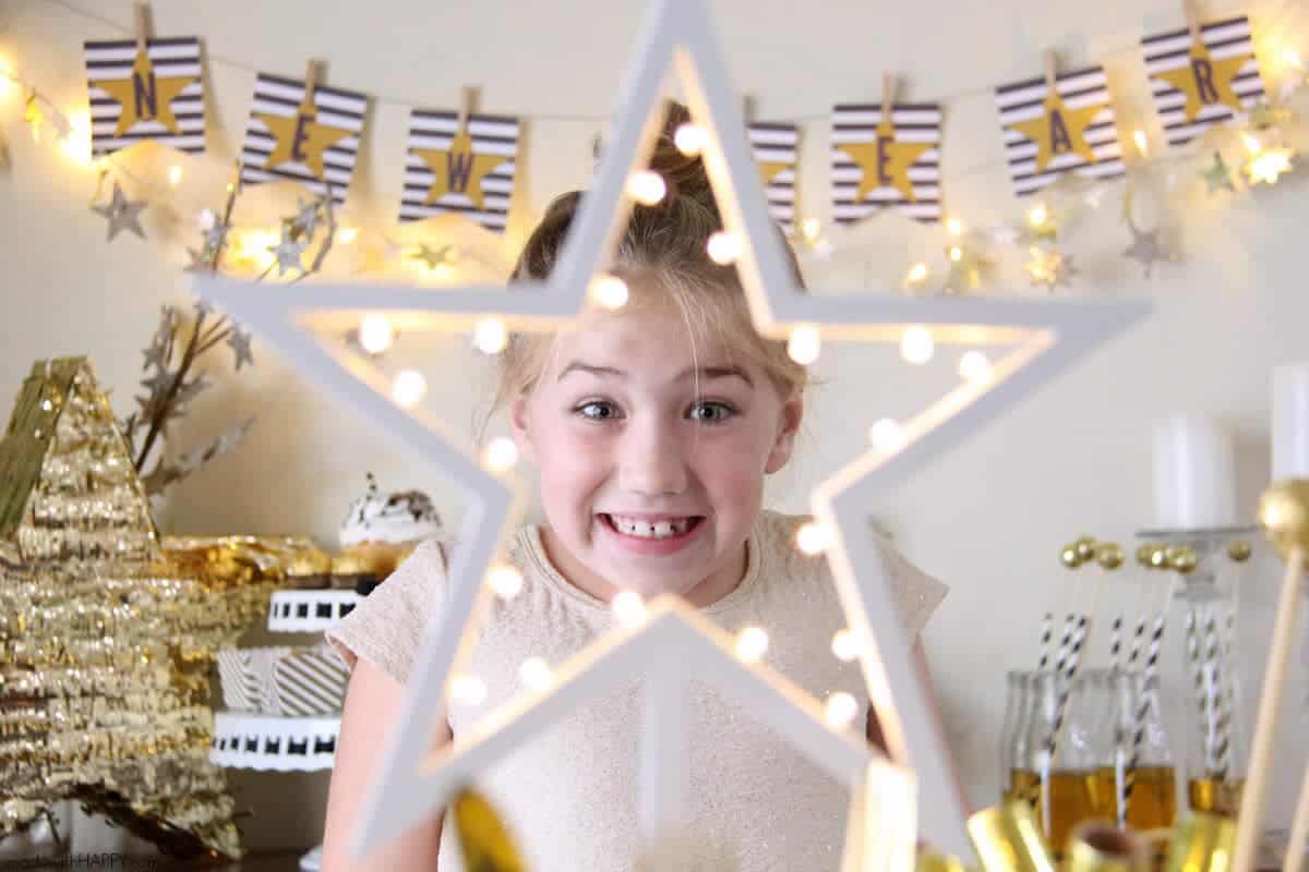 Kids New Years Eve Party | Black, White and Gold Kids Party | Pottery Barn Kids New Years Eve Party | www.madewithHAPPY..com