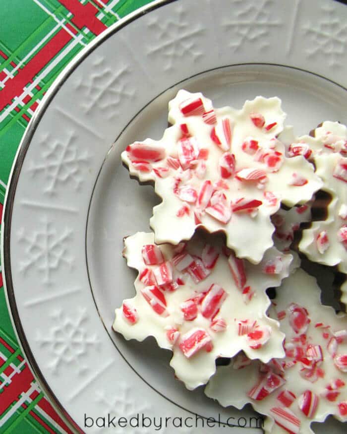 Peppermint Bark | 20+ Holiday Cookies | Christmas Cookie Recipes | www.madewithHAPPY.com