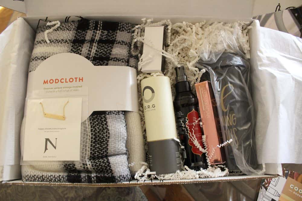 FabFitFun Editor's Box Made with HAPPY
