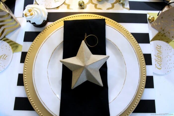 Kids New Years Eve Party | Black, White and Gold Kids Party | Pottery Barn Kids New Years Eve Party | www.madewithHAPPY..com 