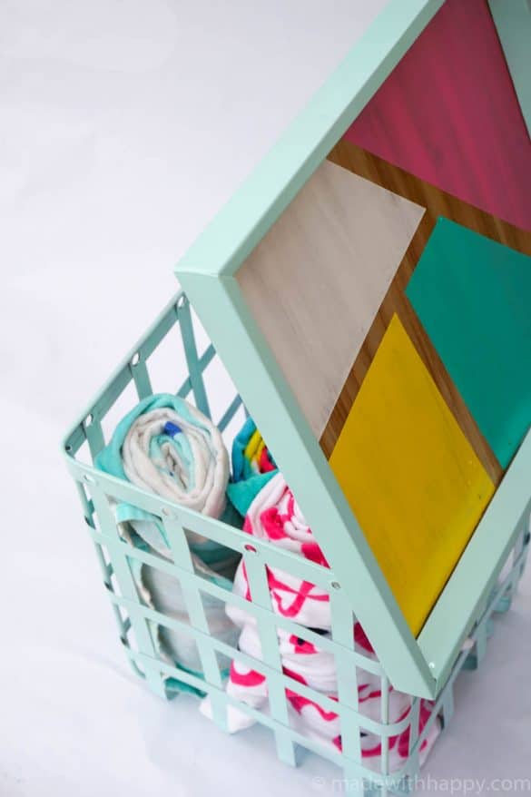 DIY Outdoor Storage Table Made with HAPPY