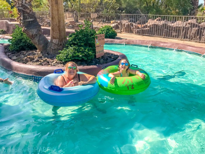 Hotel pools with lazy rivers in Phoenix Arizona. Point Hilton Squaw Peak. Fun things to do in Phoenix Arizona. Phoenix Arizona Attractions. Spring Break Road Trip from San Diego to Phoenix. Fun Stops from California to Arizona. 