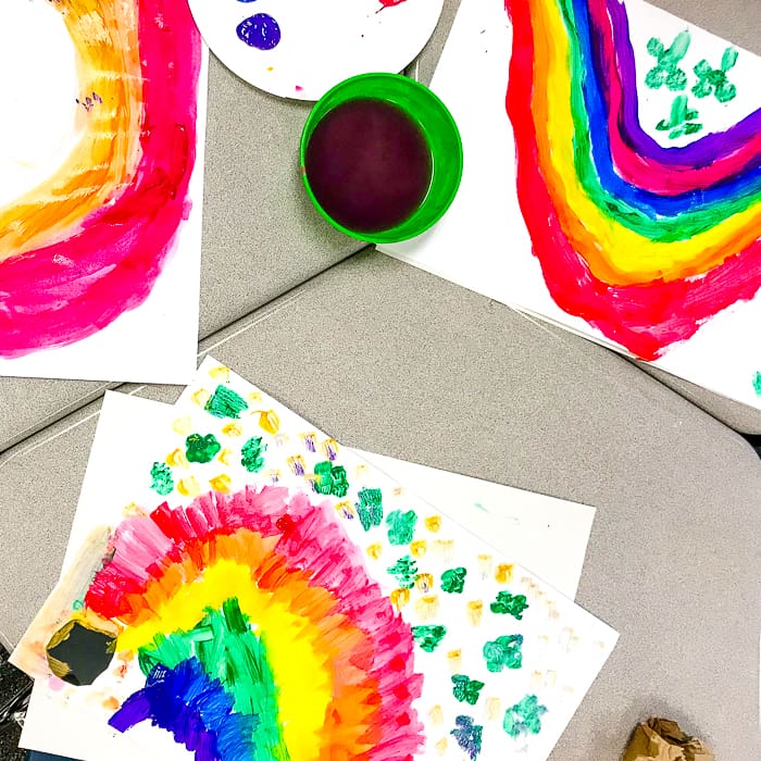 How to paint a four leaf clover. St. Patrick's Day Rainbow Art Project. Looking for St. Patricks Day Art for 1st Graders, then we have the perfect project.