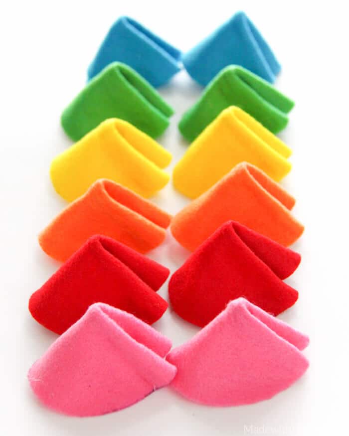 Rainbow Felt Fortune Cookies | DIY Fortune Cookies | Free Printable Fortune Cookie Fortunes | Chinese New Year Kids Crafts | Fun activities to do with the kids for Chinese New Year. | Valentines Fortune Cookies | www.madewithhappy.com