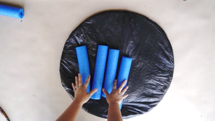 cut pool noodle into four pieces