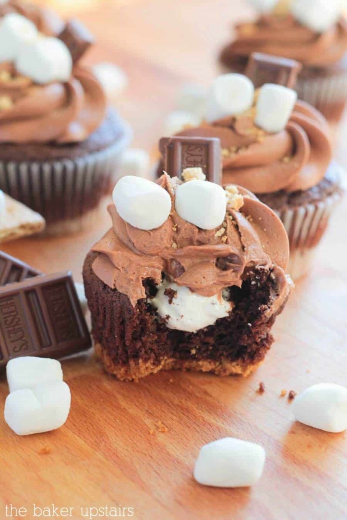 S'Mores Cupcakes are one of the best cupcake recipes!