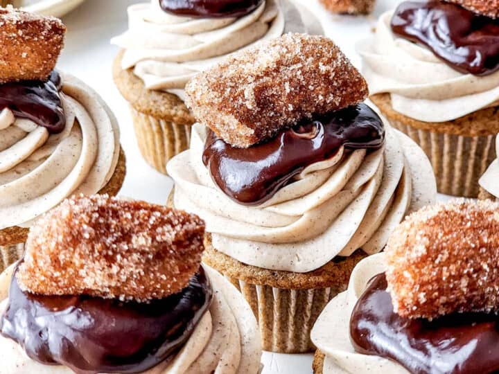 churro cupcakes