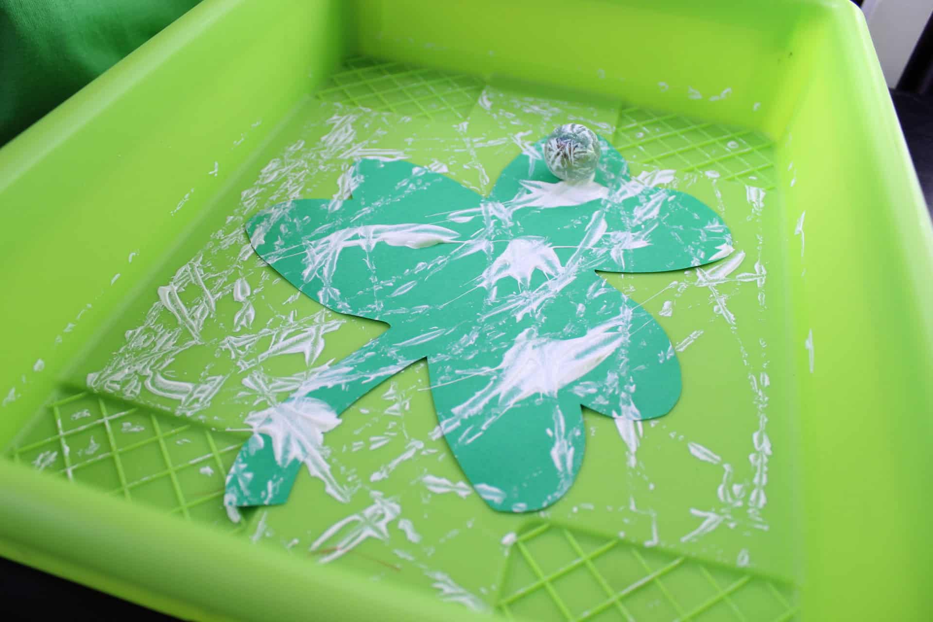 St Patrick's Day Sensory Bin Play - 3 Easy Activities - | Simply Bessy