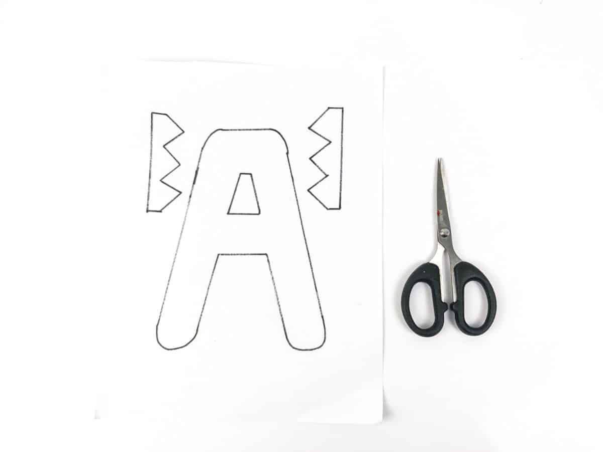 cut out a for alligator craft template
