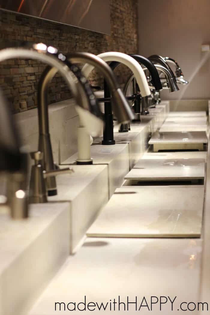 delta-faucet-kitchen