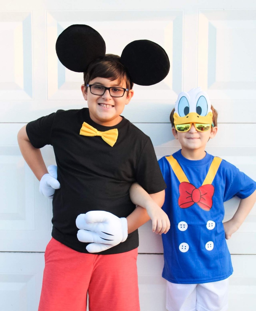 boys disneybounding as mickey and donald