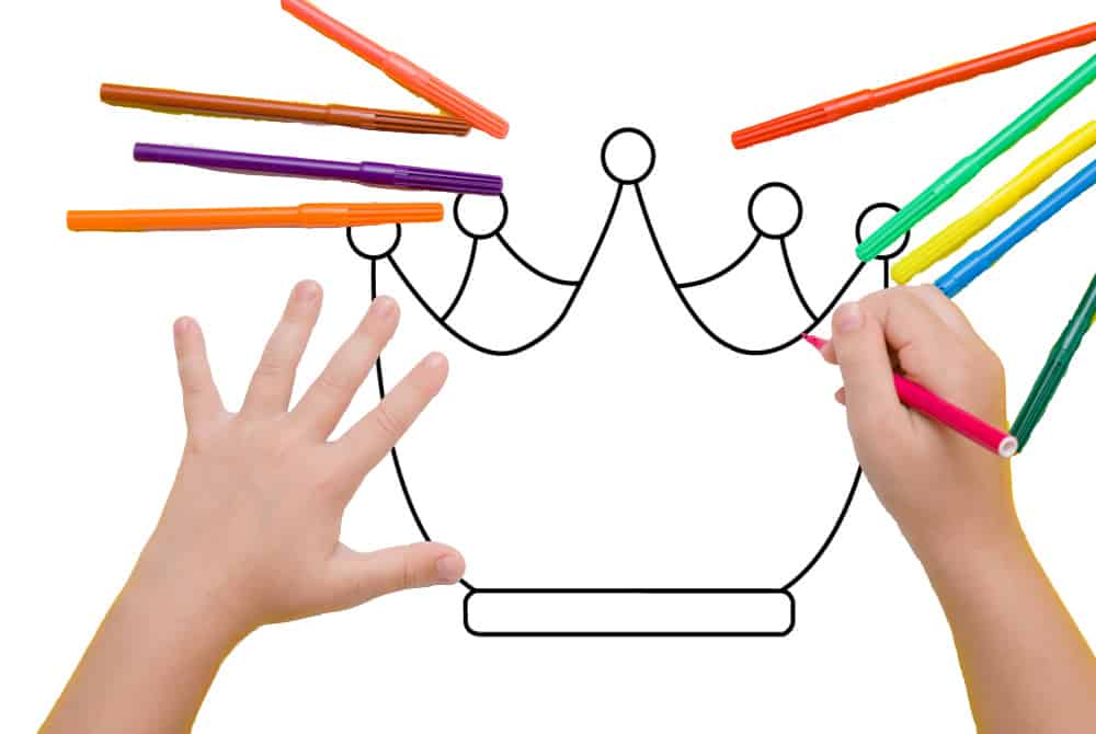 Drawing of queen crowns