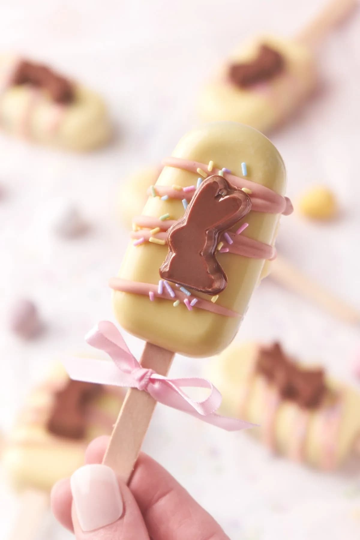 Easter Cakesicle