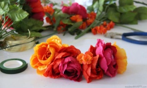 how to make floral crowns | Simple Flower Crowns | Silk Flower Headbands | Flower Crowns for Bridesmaids | Floral Crowns Boho Chic | www.madewithhappy.com