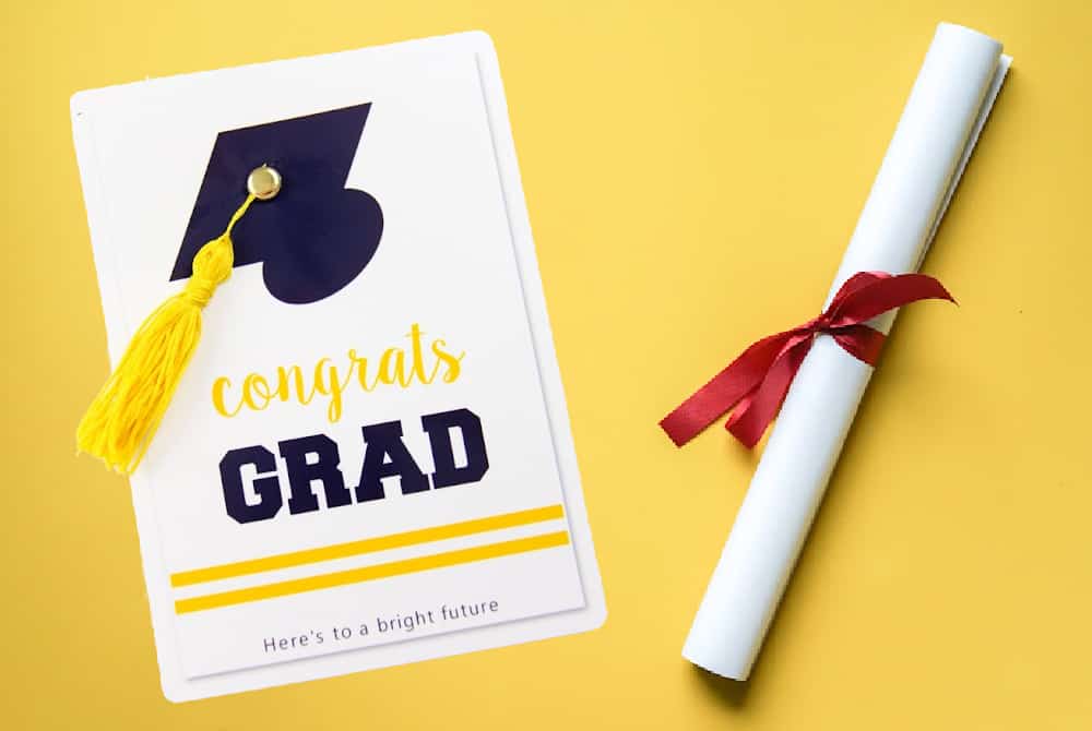 Free printable graduation cards