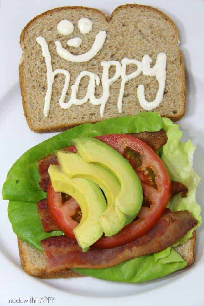 Classic HAPPY BLTA Sandwich Recipe | Bacon, Lettuce, Tomato and Avacado | Classic Sandwiches | #SqueezeMoreOut AD | www.madewithHAPPY.com
