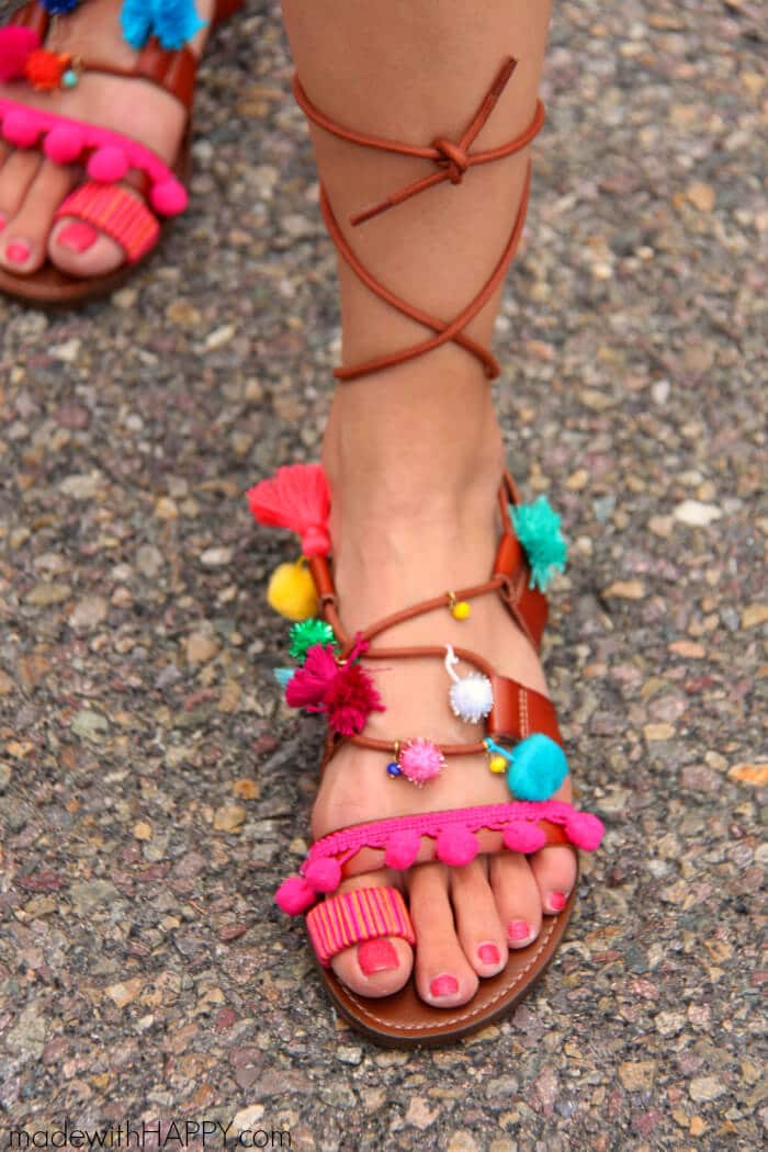 DIY Summer Sandals | Colorful Sandals | DIY Gladiator Sandals | Pops of color during your summer fashion | www.madewithhappy.com