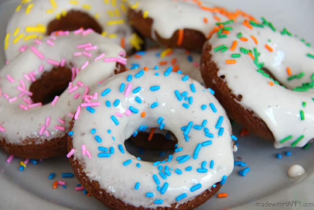 homemade carrot cake donuts