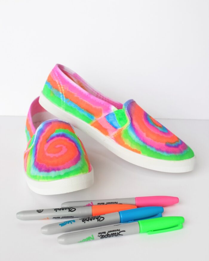 how to diy sharpie shoes