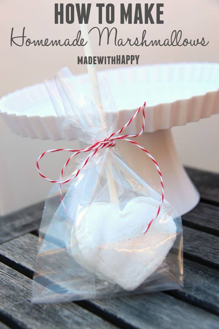 How to make homemade marshmallows | Fun and HAPPY large marshmallows, perfect for a hot cup of cocoa!