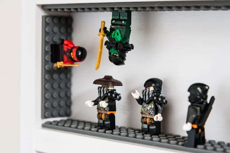 Lego Minifigure Display