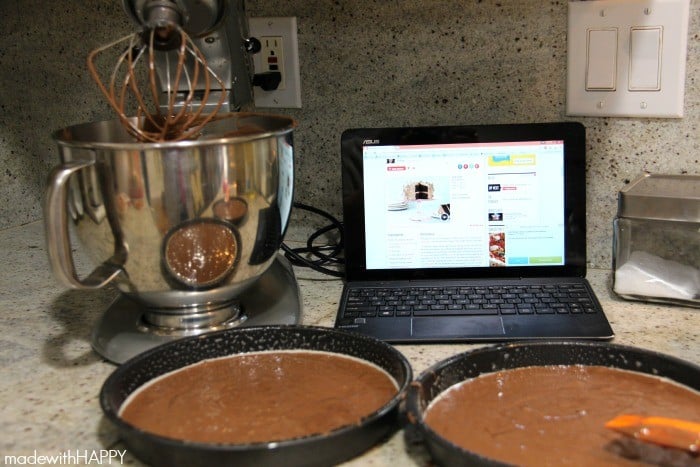 made-with-HAPPY-cake