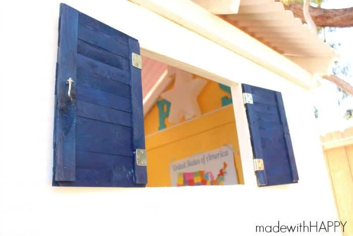 Treehouse | DIY Backyard Playhouse | Kids Outdoor Play Area | www.madewithHAPPY.com
