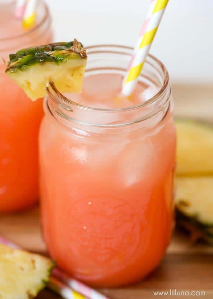 33+ Lemonade Recipes | Pineapple Lemonade | Strawberry Lemonade | Sparkling Lemonade and more | www.madewithhappy.com