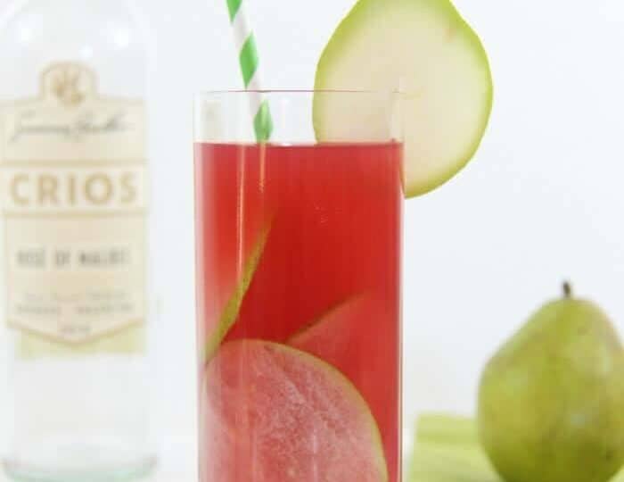 Pink Pear Wine Cocktail | Pear Sangria using a Rose of Malbec | This dry crisp drink its perfect for FALL | #CRIOSinspires AD