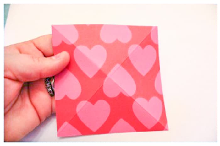 diagonal fold of square paper