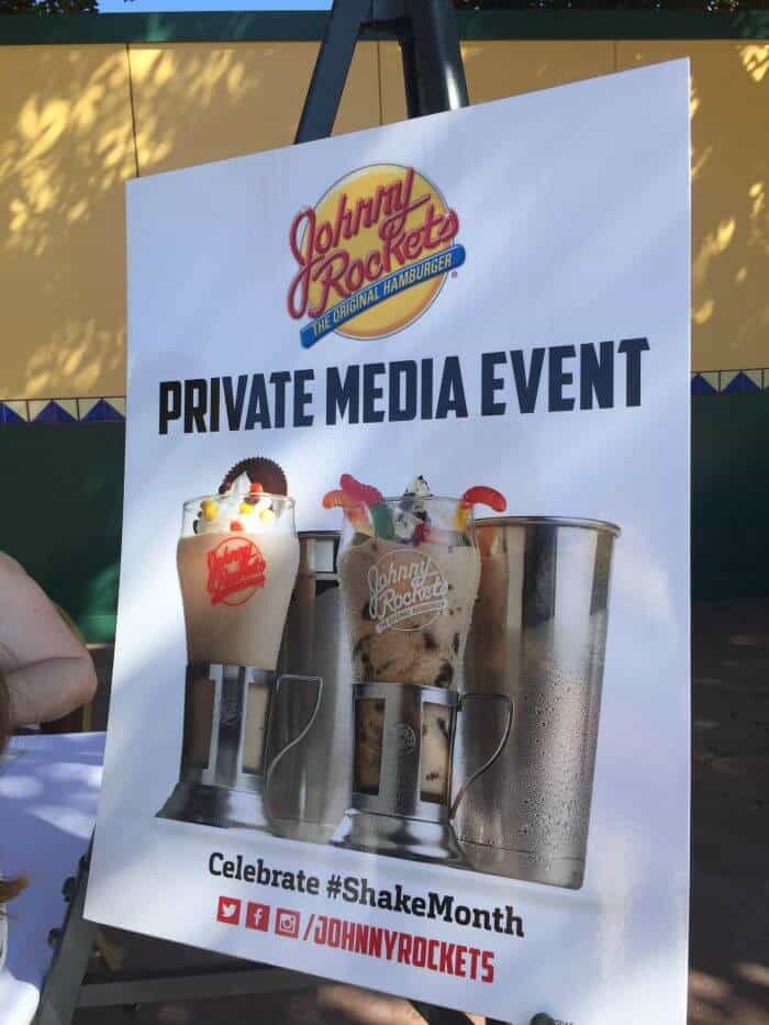 Johnny Rockets - National #ShakeMonth