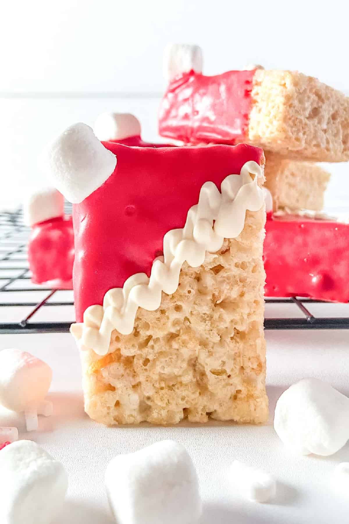 santa hat rice krispie treats