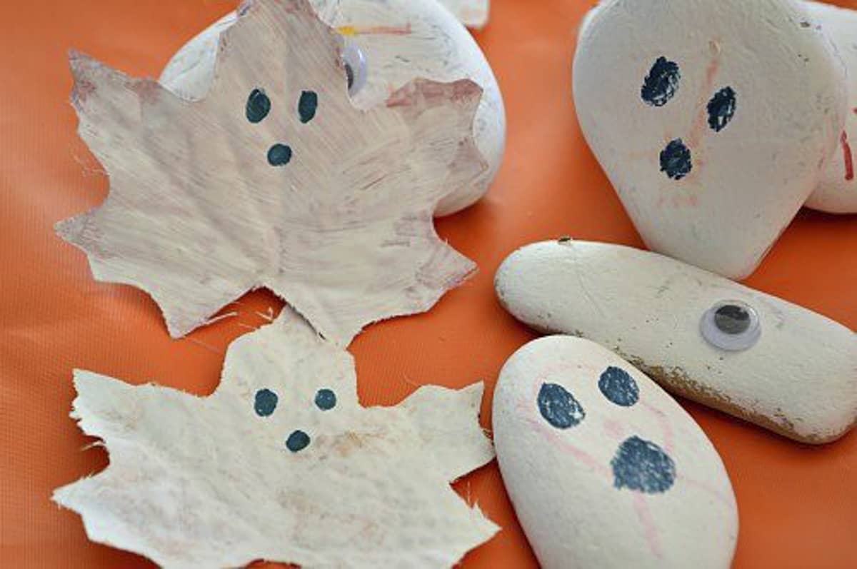 Stones and Leaves Halloween Craft