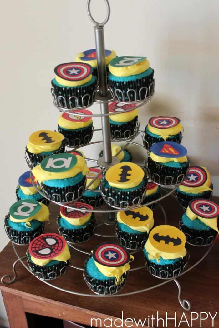 superhero-cupcakes