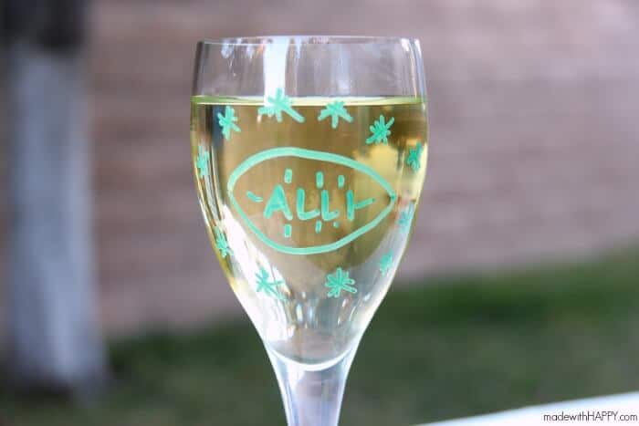 Game Day Celebration Tips to include the ladies | Fun Entertaining Ideas with Wine Glass Writer | Mimosa Bar and Wine Bar | www.madewithHAPPY.com