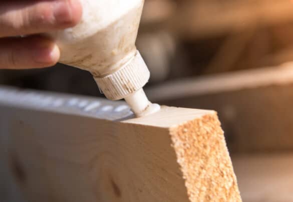 How to Pick the Best Craft Glue For Your Craft Project - Made with HAPPY